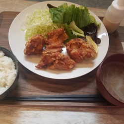 唐揚げ定食