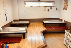 OLYCAFEの店内 座敷席